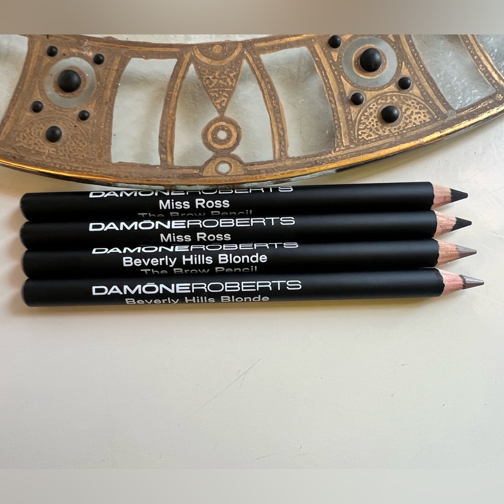 Damone Roberts lot of 4 Brow Pencils. 2 in Miss Ross (black) & 2 BH Blonde. NEW!